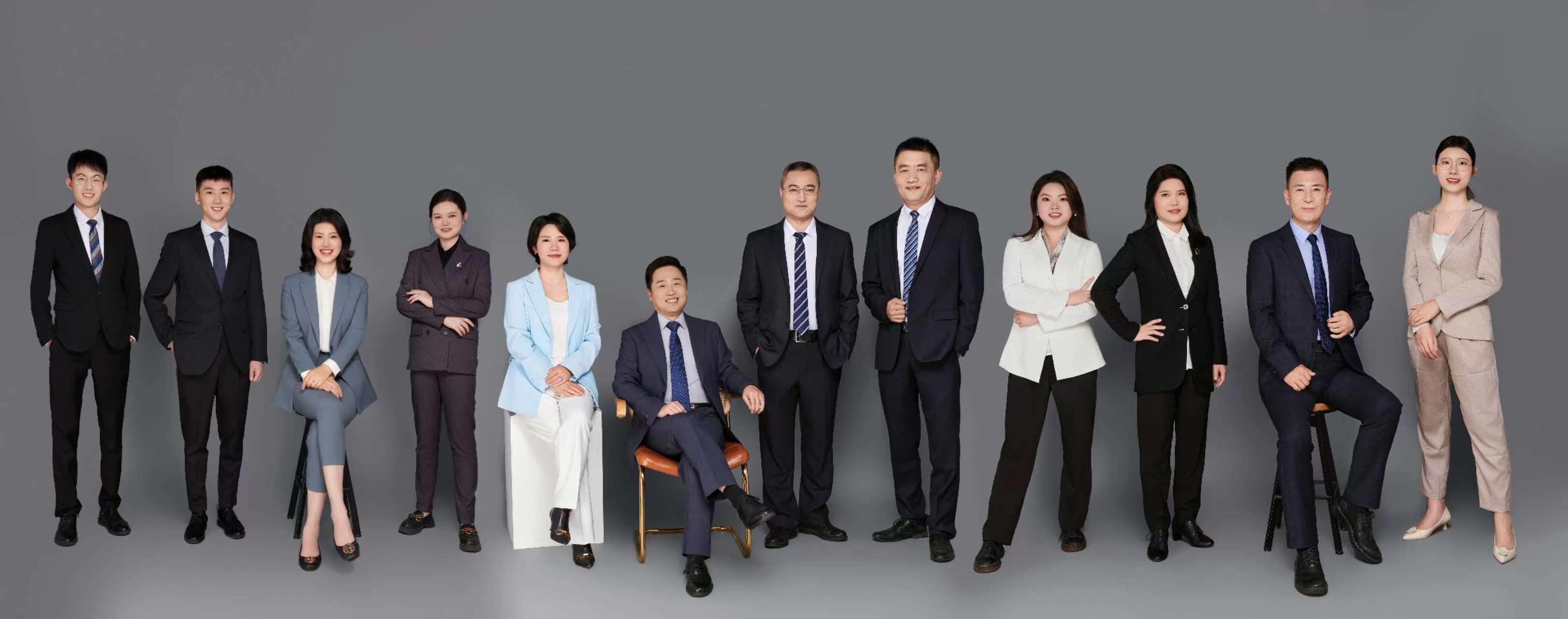 刘校逢律师刑事辩护团队